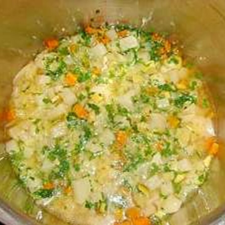 アレンジ無限の離乳食　基本の野菜スープ
